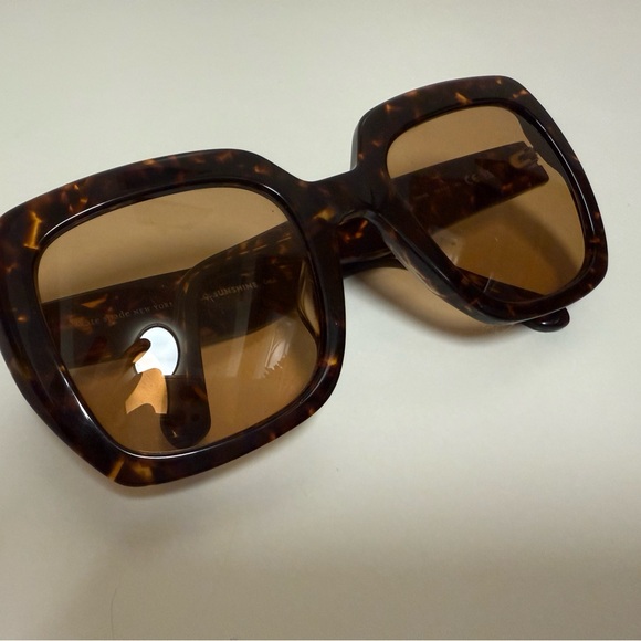 Kate Spade Hello Sunshine Sunglasses - Picture 5 of 5